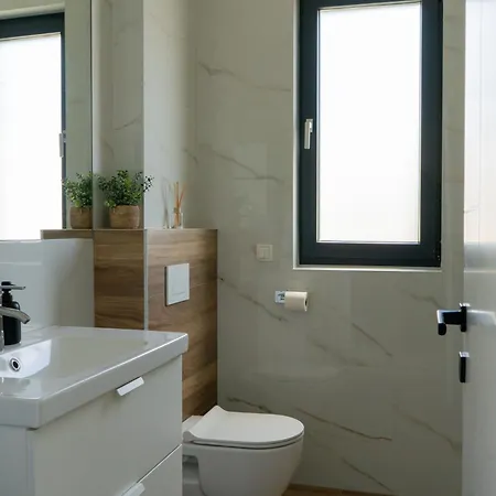 Apartmant Antea شقة ماكارسكا