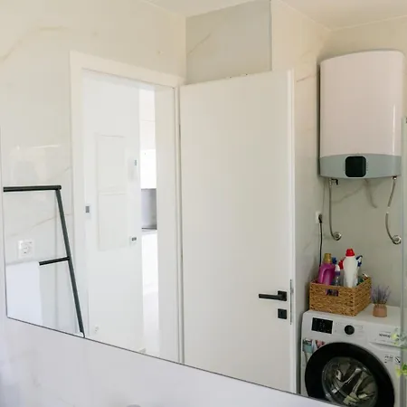 Apartmant Antea شقة *