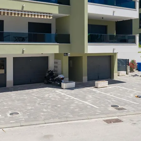 Apartmant Antea شقة