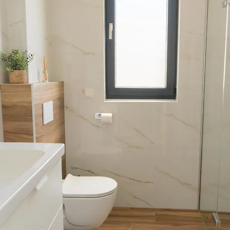 Apartmant Antea شقة